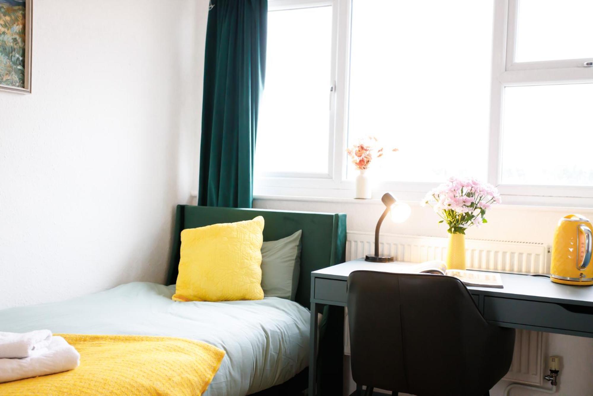 The Apollo Stay - Manchester, Manchester